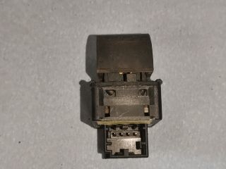 bontott AUDI A4 B6 Jobb első Ablakemelő Kapcsoló
