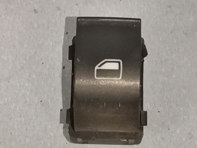 bontott AUDI A4 B6 Jobb első Ablakemelő Kapcsoló