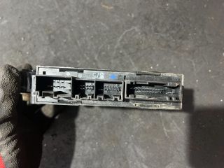 bontott AUDI A4 B6 Jobb első Ablakemelő Motor