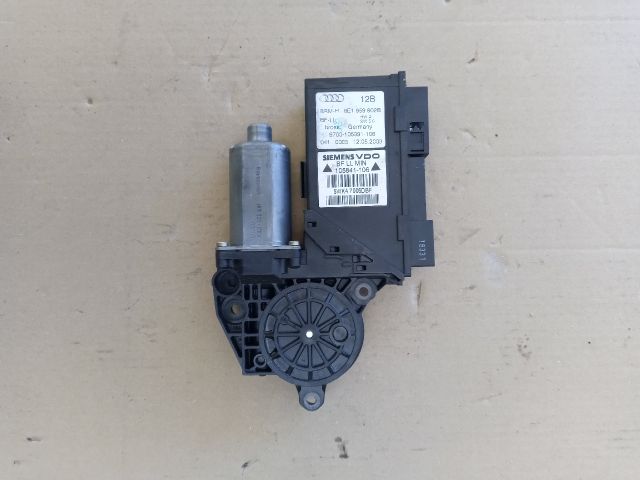 bontott AUDI A4 B6 Jobb első Ablakemelő Motor