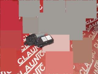 bontott AUDI A4 B6 Jobb első Ablakemelő Motor