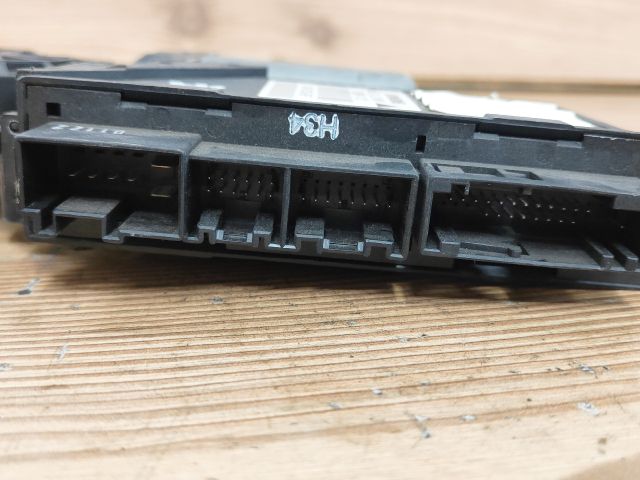 bontott AUDI A4 B6 Jobb első Ablakemelő Motor