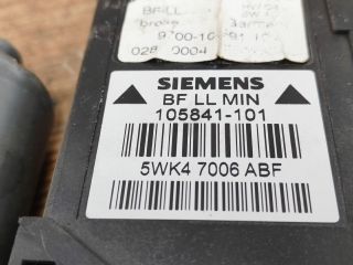 bontott AUDI A4 B6 Jobb első Ablakemelő Motor