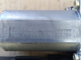 bontott AUDI A4 B6 Jobb első Ablakemelő Motor