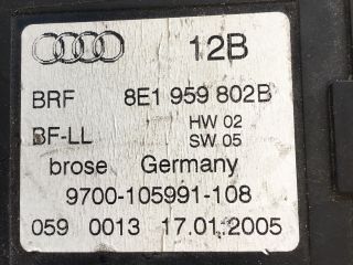 bontott AUDI A4 B6 Jobb első Ablakemelő Motor