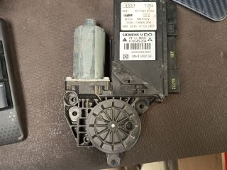 bontott AUDI A4 B6 Jobb első Ablakemelő Motor