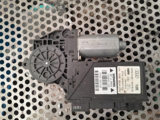 bontott AUDI A4 B6 Jobb első Ablakemelő Motor