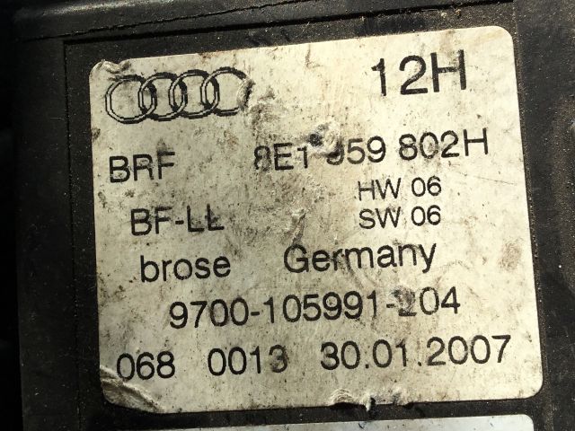 bontott AUDI A4 B6 Jobb első Ablakemelő Motor