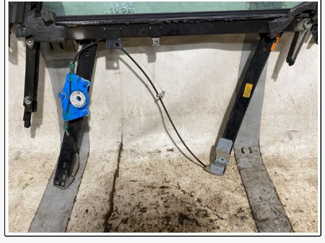 bontott AUDI A4 B6 Jobb első Ablakemelő Szerkezet (Elektromos)