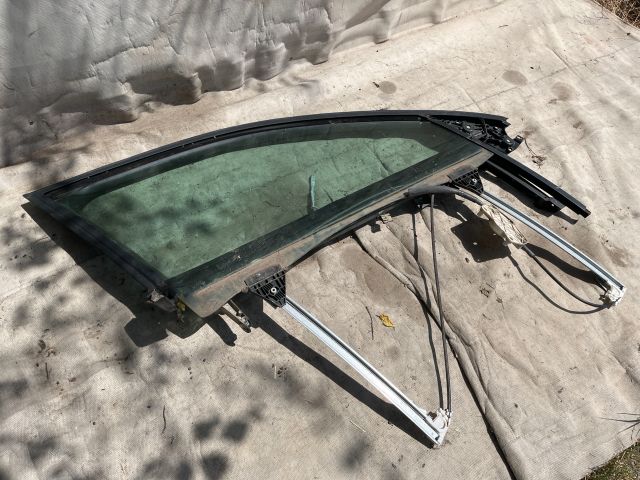 bontott AUDI A4 B6 Jobb első Ablakemelő Szerkezet (Elektromos)