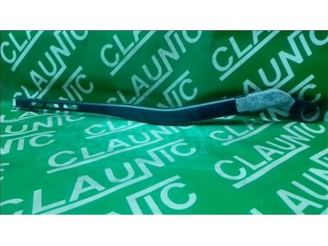 bontott AUDI A4 B6 Jobb első Ablaktörlő Kar