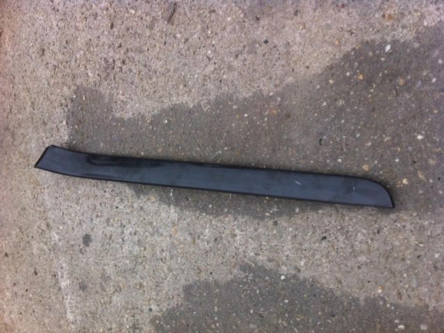 bontott AUDI A4 B6 Jobb első Ajtó Díszléc