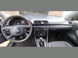 bontott AUDI A4 B6 Jobb első Ajtó Kárpit