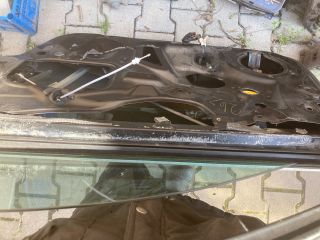 bontott AUDI A4 B6 Jobb első Ajtó (Részeivel)