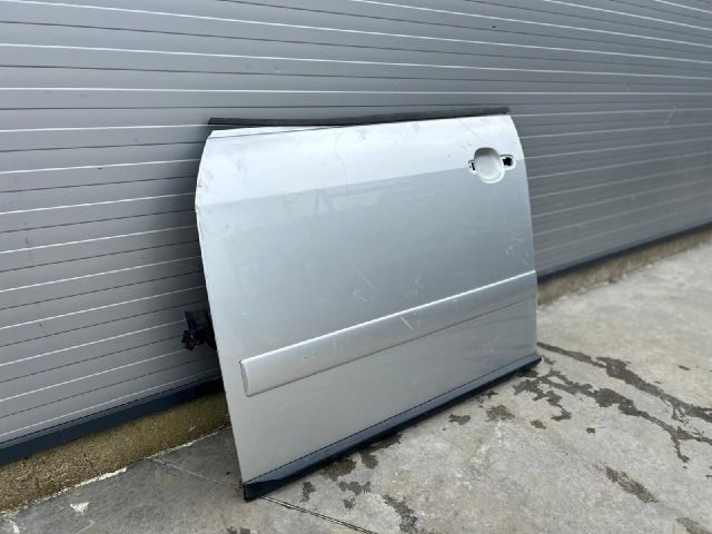 bontott AUDI A4 B6 Jobb első Ajtó (Üres lemez)