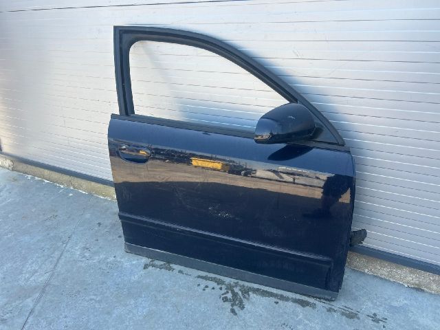 bontott AUDI A4 B6 Jobb első Ajtó (Üres lemez)