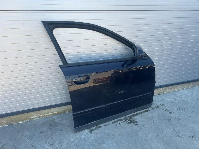 bontott AUDI A4 B6 Jobb első Ajtó (Üres lemez)