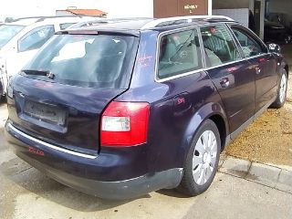 bontott AUDI A4 B6 Jobb első Ajtóhatároló