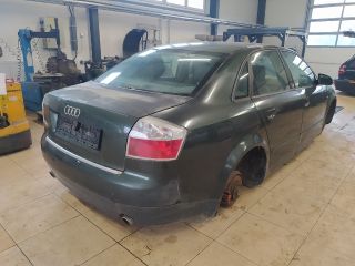 bontott AUDI A4 B6 Jobb első Alsó Zsanér
