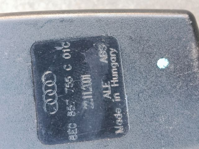bontott AUDI A4 B6 Jobb első Biztonsági Öv Csat