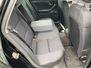 bontott AUDI A4 B6 Jobb első Biztonsági Öv