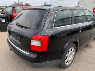 bontott AUDI A4 B6 Jobb első Biztonsági Öv