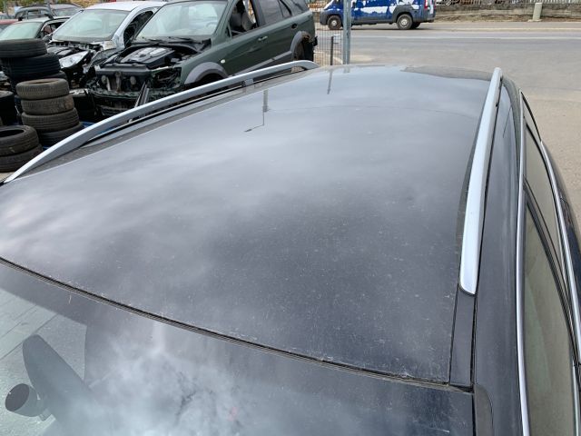 bontott AUDI A4 B6 Jobb első Dobbetét (Kerékjárati, Műanyag)