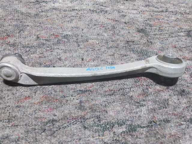 bontott AUDI A4 B6 Jobb első Felső Lengőkar