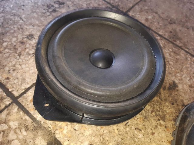 bontott AUDI A4 B6 Jobb első Hangszóró