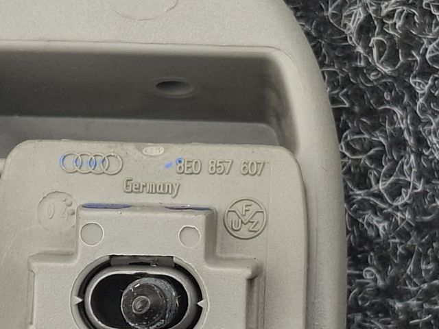 bontott AUDI A4 B6 Jobb első Kapaszkodó (Felső)