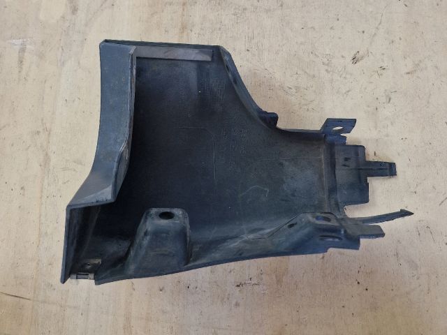 bontott AUDI A4 B6 Jobb első Küszöb Légterelő Vég