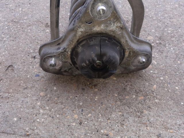 bontott AUDI A4 B6 Jobb első Lengéscsillapító