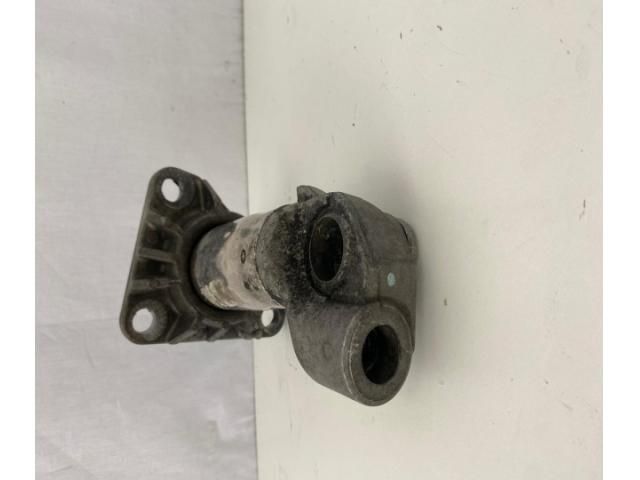 bontott AUDI A4 B6 Jobb első Lökhárító Tartó (Műanyag)