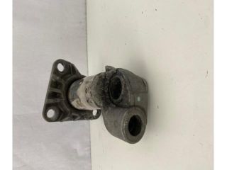 bontott AUDI A4 B6 Jobb első Lökhárító Tartó (Műanyag)