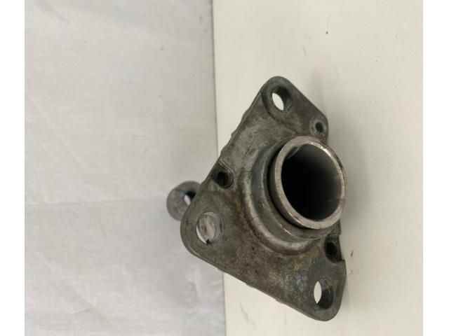 bontott AUDI A4 B6 Jobb első Lökhárító Tartó (Műanyag)