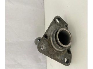 bontott AUDI A4 B6 Jobb első Lökhárító Tartó (Műanyag)