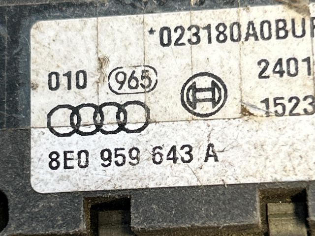 bontott AUDI A4 B6 Jobb első Oldal Ütközés Érzékelő