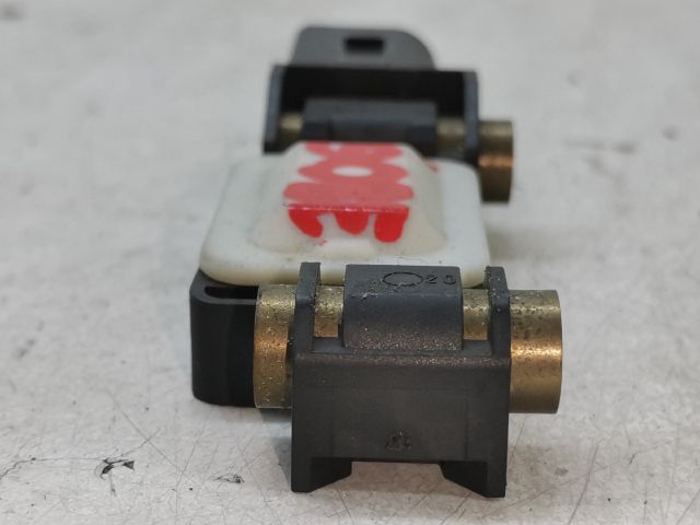 bontott AUDI A4 B6 Jobb első Oldal Ütközés Érzékelő