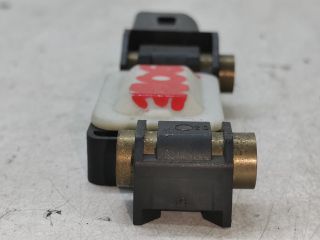 bontott AUDI A4 B6 Jobb első Oldal Ütközés Érzékelő