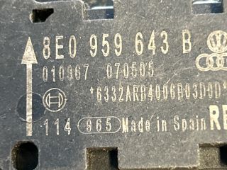 bontott AUDI A4 B6 Jobb első Oldal Ütközés Érzékelő