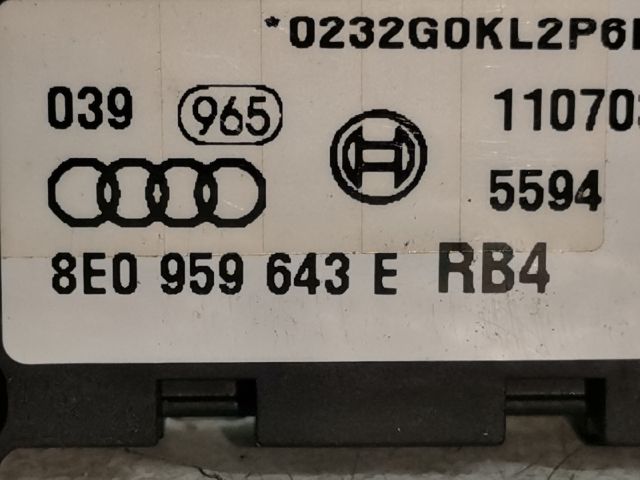 bontott AUDI A4 B6 Jobb első Oldal Ütközés Érzékelő