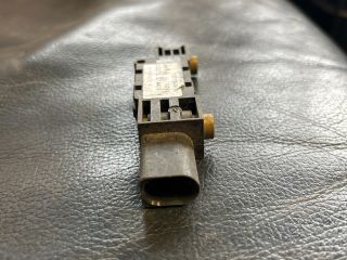 bontott AUDI A4 B6 Jobb első Oldal Ütközés Érzékelő