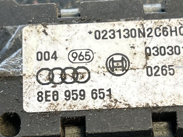 bontott AUDI A4 B6 Jobb első Oldal Ütközés Érzékelő