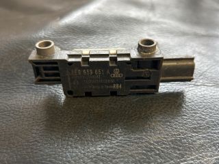 bontott AUDI A4 B6 Jobb első Oldal Ütközés Érzékelő