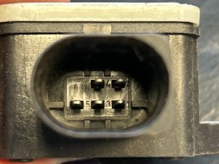 bontott AUDI A4 B6 Jobb első Oldal Ütközés Érzékelő