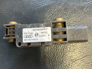 bontott AUDI A4 B6 Jobb első Oldal Ütközés Érzékelő