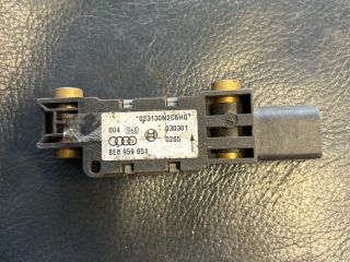 bontott AUDI A4 B6 Jobb első Oldal Ütközés Érzékelő