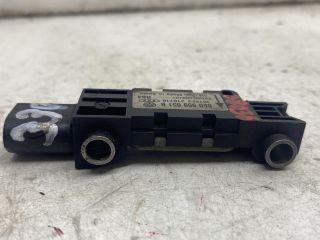 bontott AUDI A4 B6 Jobb első Ütközés Érzékelő (Homlokfalon)