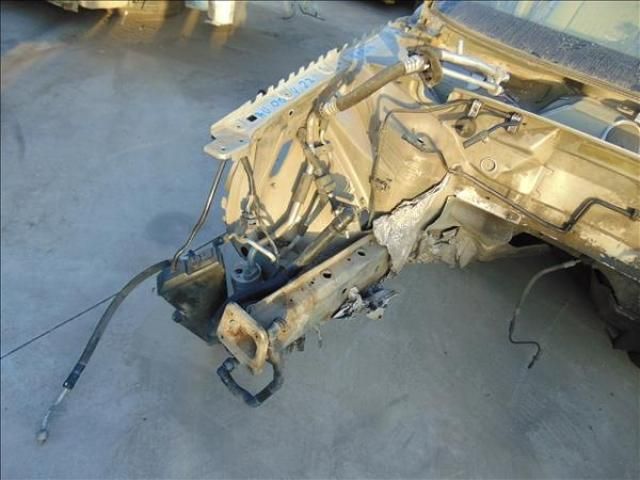 bontott AUDI A4 B6 Jobb első Ütközéscsillapító