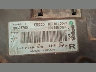 bontott AUDI A4 B6 Jobb Fényszóró